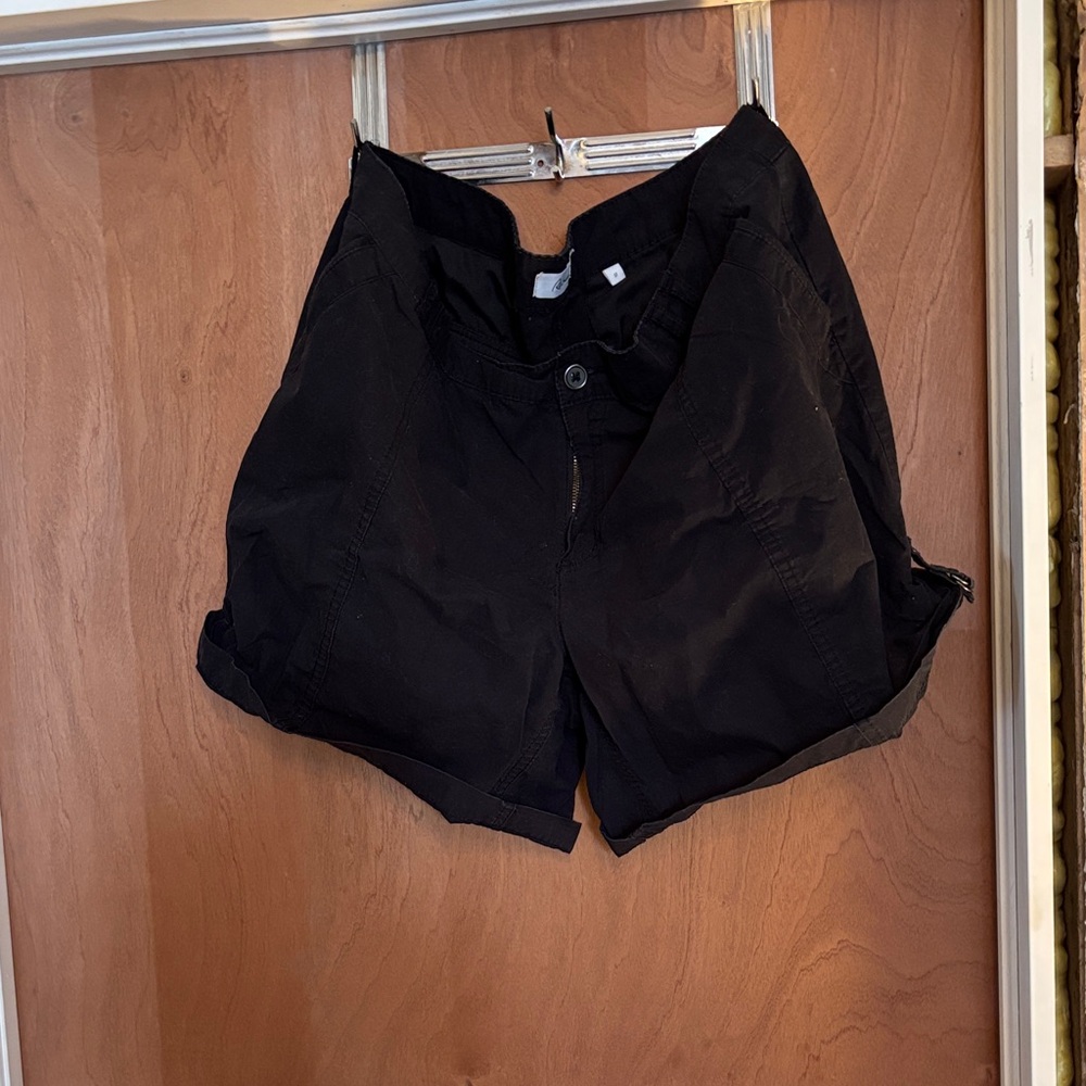 Reitmans Black Cargo Shorts